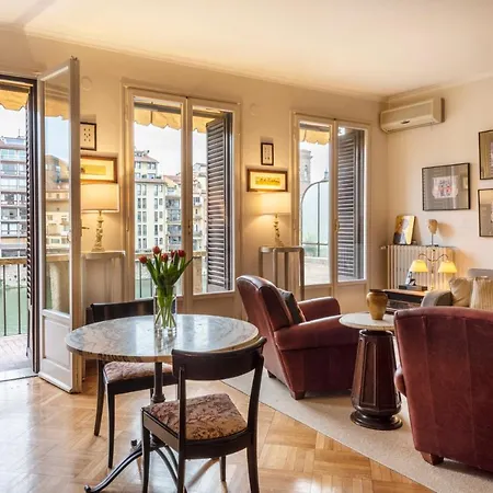 Apartment Stunning Ponte Vecchio By Mmega Florence