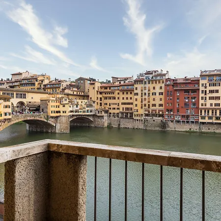 Stunning Ponte Vecchio By Mmega فلورنس